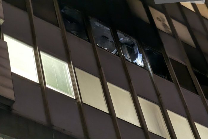 Ilustračný obrázok k článku Košickú nemocnicu podpálil 16-ročný mladík, putuje do väzby! Hrozia mu roky za mrežami