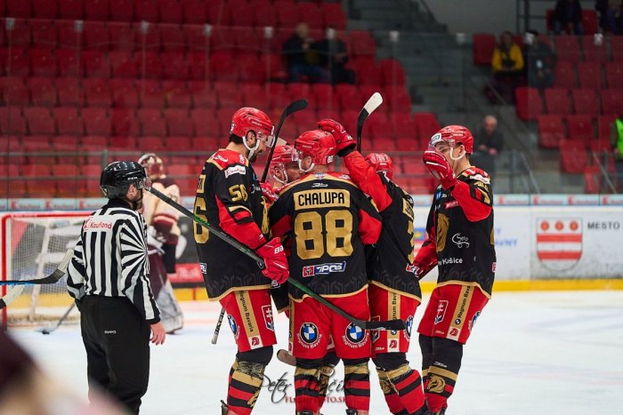 Ilustračný obrázok k článku Prešovčania sú blízko semifinále: Hokejisti potrebujú posledný krok, aby postúpili ďalej