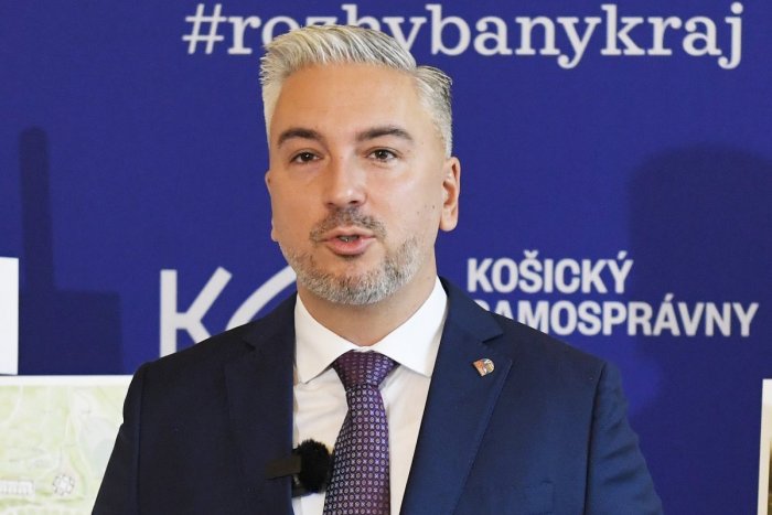 Ilustračný obrázok k článku Reakcia Rastislava Trnku na svoje najnovšie obvinenie: Absurdistan!