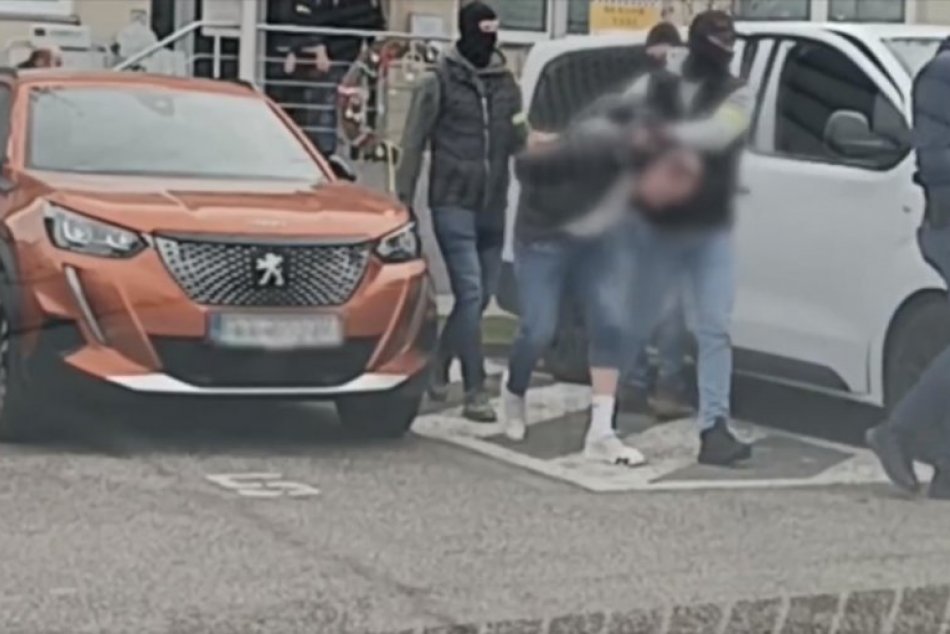 Ilustračný obrázok k článku V Bratislave zadržali medzinárodne hľadaného občana Bosny a Hercegoviny