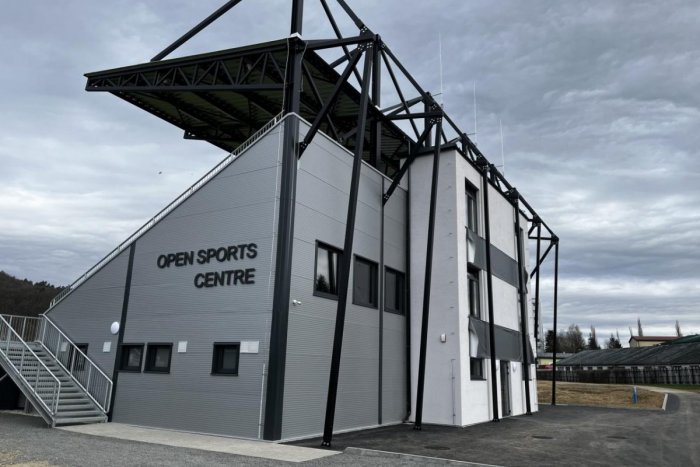 Ilustračný obrázok k článku V Snine sa tešia z otvorenia multifunkčného ihriska: TAKTO vyzerá Open Sport Centrum