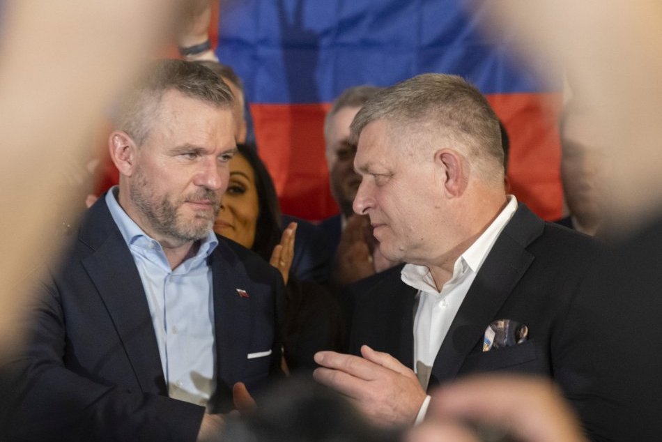 Ilustračný obrázok k článku Svetové médiá píšu o víťazstve proruského populistu nad prozápadným kandidátom