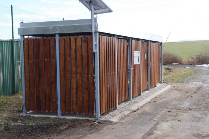 Ilustračný obrázok k článku Pod Tatrami sa rozhodli zatočiť s chuťami medveďov: Majú tam voči nim odolné kontajnery