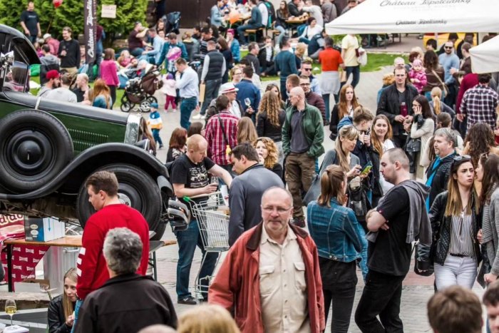 Ilustračný obrázok k článku Turistická sezóna v Nitre a okolí: Tešiť sa môžete na VÝLETY za vínom aj Včelárske slávnosti