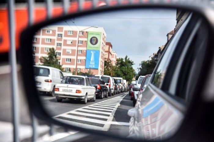 Ilustračný obrázok k článku Chcete sa vyhnúť KOLÓNAM? Dajte si POZOR na týchto 9 úsekov v kraji