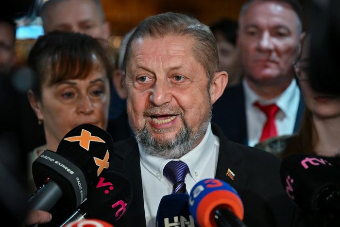 Ilustračný obrázok k článku Chystá sa veľký návrat Harabina na scénu? SNS ho navrhuje za člena SÚDNEJ rady!