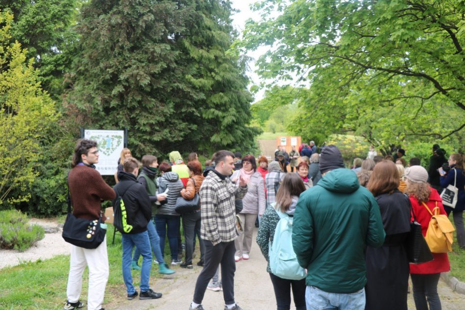 Ilustračný obrázok k článku Botanická záhrada v Nitre je opäť OTVORENÁ: Sprístupnili aj nový náučný chodník