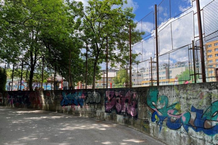 Ilustračný obrázok k článku Pouliční UMELCI sa dočkali: Pod Urpínom pribudla ďalšia oficiálna GRAFFITI plocha