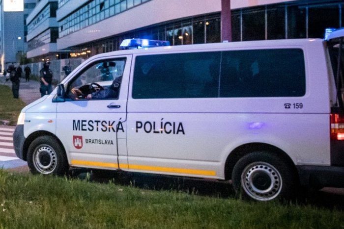 Ilustračný obrázok k článku Pri zranenom mužovi sa pristavil cyklista, no pomôcť mu nechcel: Nechutný HYENIZMUS!