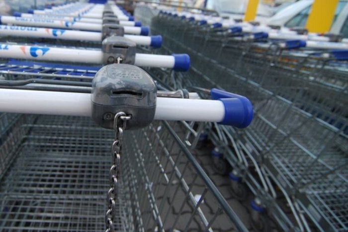 Ilustračný obrázok k článku Ani žetón, ani minca! Viete, ako JEDNODUCHO otvoríte nákupný vozík? VIDEO