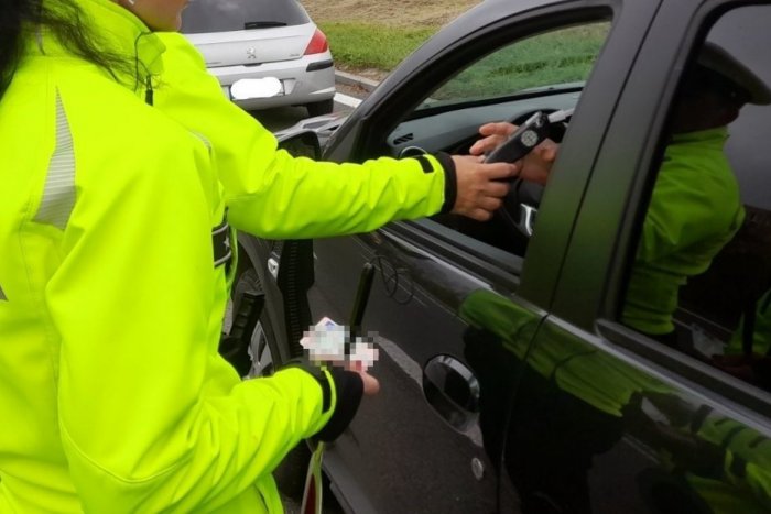 Ilustračný obrázok k článku ŠOK na slovenských cestách: Auto šoféroval OPITÝ chlapec (16)! Nafúkal takmer 4 PROMILE