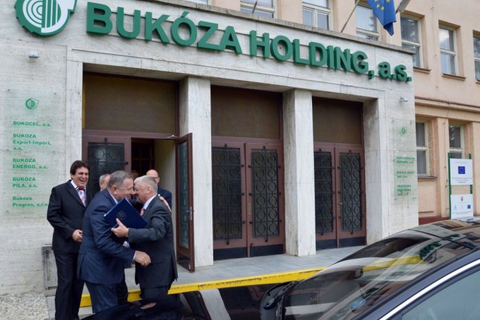 Ilustračný obrázok k článku Známy zamestnávateľ na východe priznáva PROBLÉMY: O prácu majú strach STOVKY ľudí!