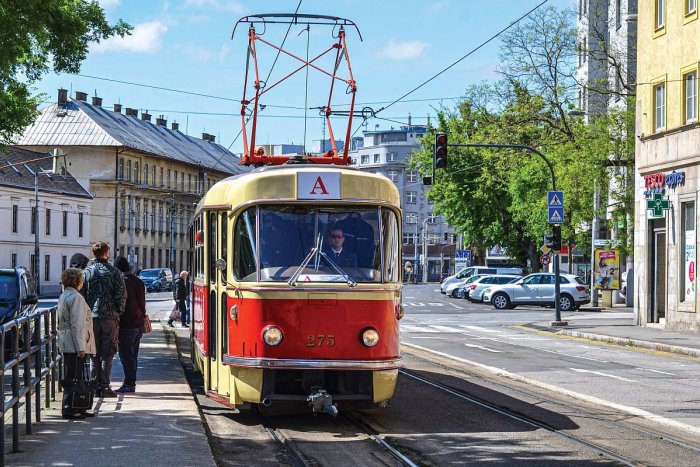 Ilustračný obrázok k článku Bratislavu čaká Noc múzeí a galérií: V uliciach budú jazdiť HISTORICKÉ električky