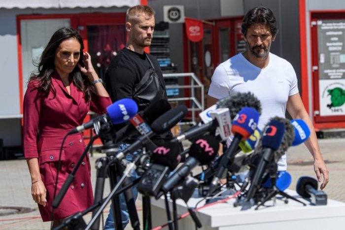 Ilustračný obrázok k článku Kaliňák o zdravotnom stave premiéra: Udialo sa niekoľko ZÁZRAKOV, je stabilizovaný