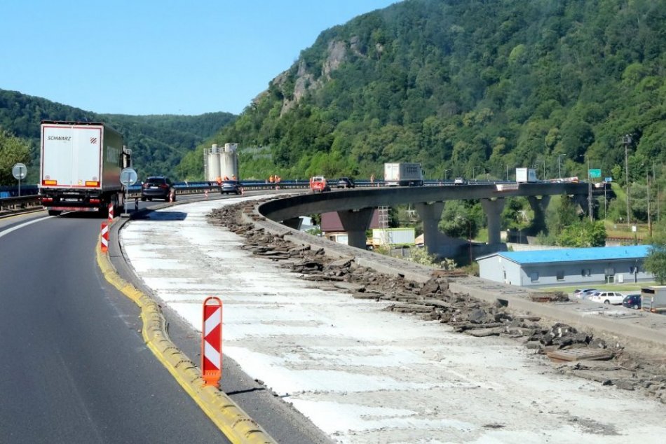 Ilustračný obrázok k článku Veľká OBNOVA zachytená na FOTKÁCH: Takto prebiehajú práce na moste pod Pustým hradom