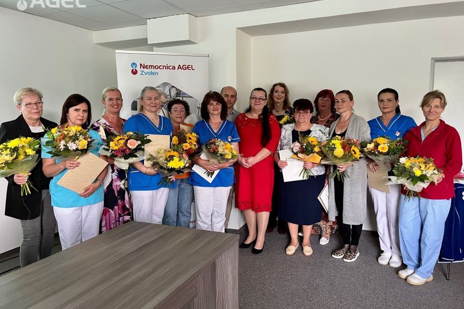 Ilustračný obrázok k článku POCTA pre ženy v bielych plášťoch: OCENILI 14 sestier zo zvolenskej nemocnice, FOTO