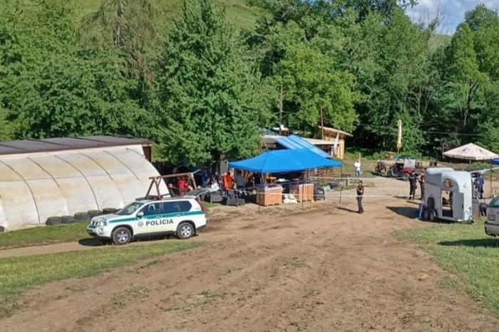 Ilustračný obrázok k článku Veľké NEŠŤASTIE! Auto narazilo do davu ľudí, zasahovali aj záchranárske vrtuľníky