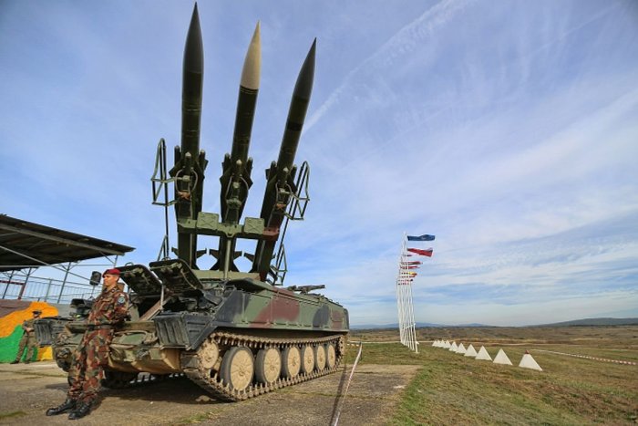 Ilustračný obrázok k článku Kto nám dodá nové systémy protivzdušnej obrany? V hre sú už len DVE možnosti!