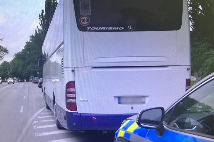 Ilustračný obrázok k článku Školský výlet sa mohol skončiť KATASTROFOU! Pre deti prišiel OPITÝ autobusár