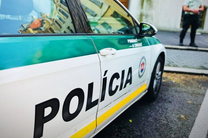 Ilustračný obrázok k článku Za volant si sadol OPITÝ! Na parkovisku v Poprade nabúral, nafúkal viac ako 2,8 promile