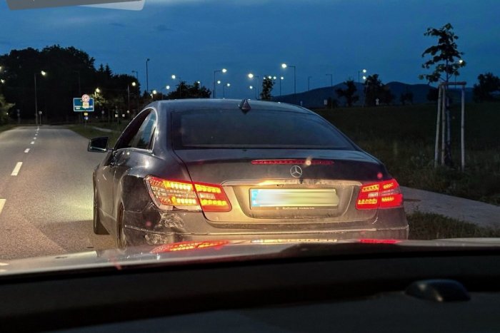 Ilustračný obrázok k článku Vodič v Beladiciach jazdil pod vplyvom DROG: Policajti mu zadržali vodičák