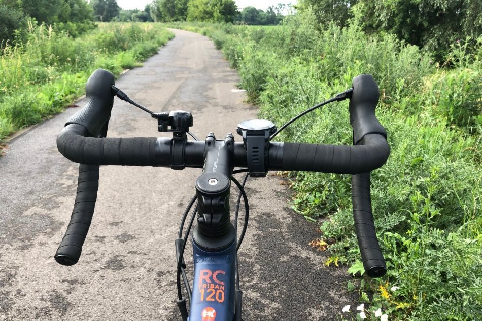 Ilustračný obrázok k článku PROBLÉMY na cyklotrasách v Nitre a okolí! Cyklistov OHROZUJE burina: Kedy sa bude KOSIŤ?