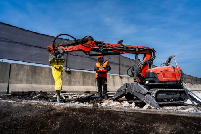 Ilustračný obrázok k článku Oprava mosta pri Trnave pokračuje: Práce vstupujú do druhej fázy