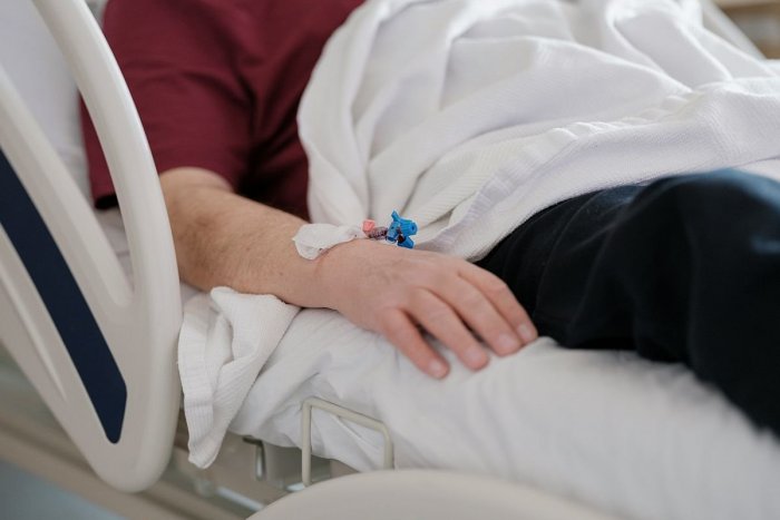 Ilustračný obrázok k článku Jozefov PRÍBEH z nemocnice chytí za srdce: Aj ĽUDSKOSŤ dokáže LIEČIŤ