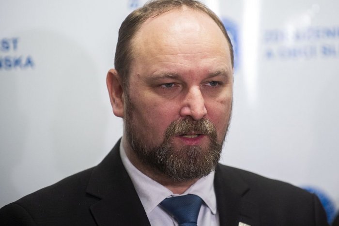 Ilustračný obrázok k článku Odišiel od matovičovcov, prišiel k Šimečkovi: Jozef Viskupič vstúpil do PS