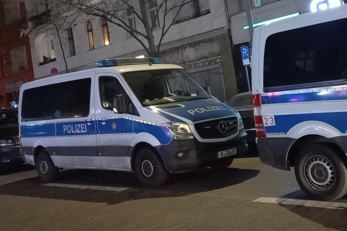 Ilustračný obrázok k článku TRAGÉDIA v škôlke: Ťažké dvere vypadli z pántov! ZOMREL 5-ročný chlapček