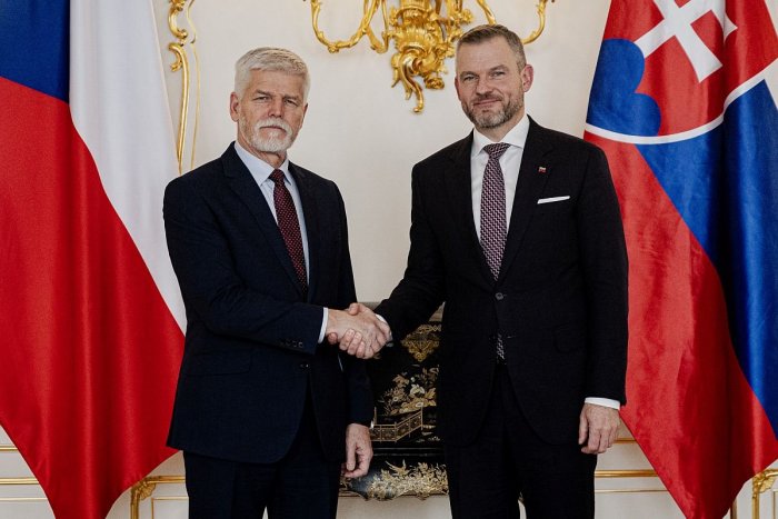 Ilustračný obrázok k článku Pellegrini pôjde na prvú OFICIÁLNU zahraničnú cestu do Česka: Už volal s Petrom Pavlom