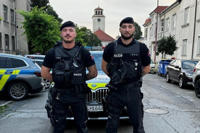 Ilustračný obrázok k článku DRÁMA na železničnom moste: Trnavskí policajti ZACHRÁNILI život zúfalému mužovi