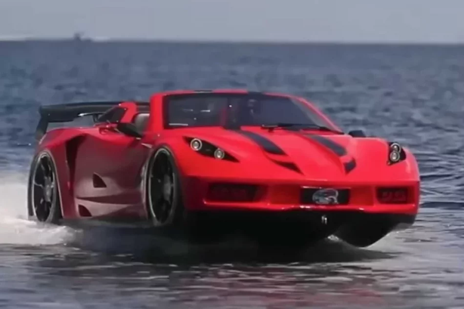 Ilustračný obrázok k článku Objavte dokonalé letné dobrodružstvo: Sadnete si do luxusného Ferrari a jazdíte na VODE!