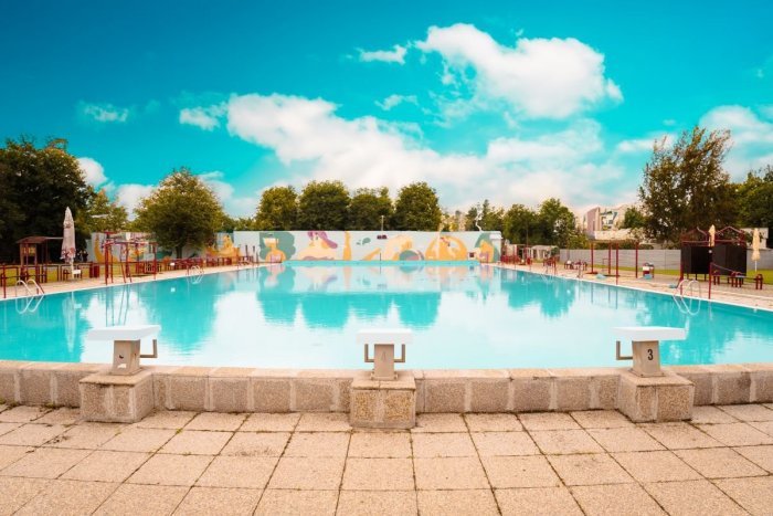 Ilustračný obrázok k článku Trnavským kúpaliskám letná sezóna príliš NEVYŠLA: Vieme, KOĽKO návštevníkov privítali