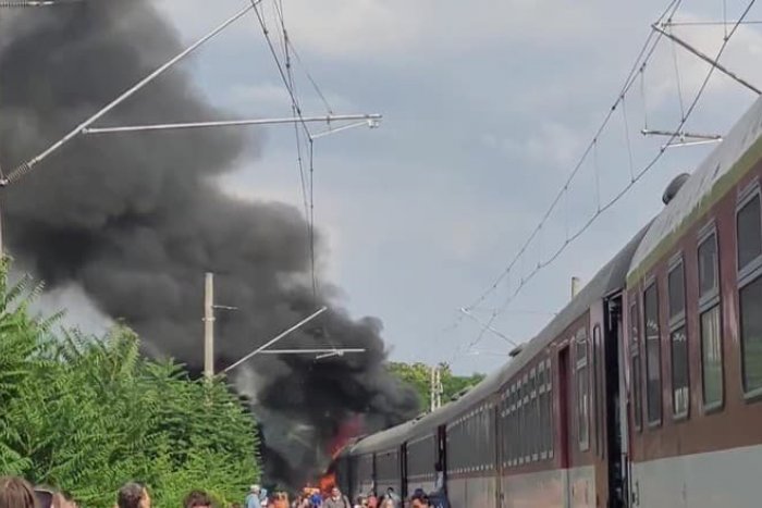 Ilustračný obrázok k článku TRAGÉDIA na Slovensku: Pri nehode vlaku a autobusu hlásia MŔTVYCH, zranené sú viaceré osoby