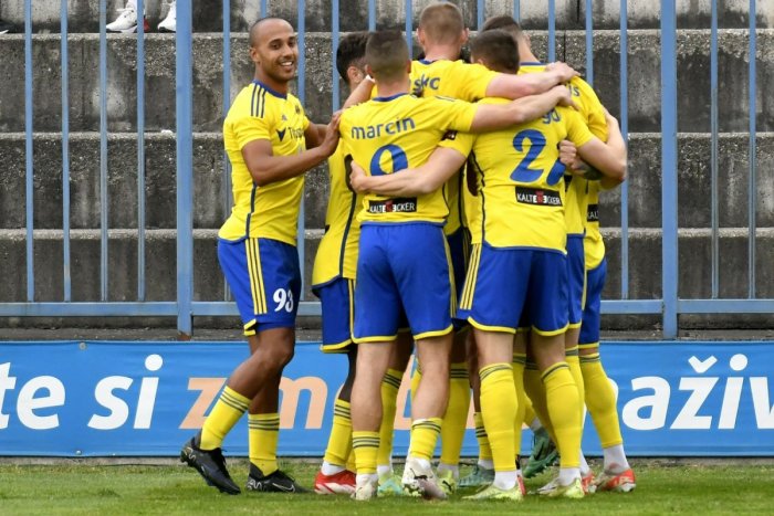 Ilustračný obrázok k článku Kto povedie michalovských futbalistov? Straka to nebude, nahradí ho staré známe meno