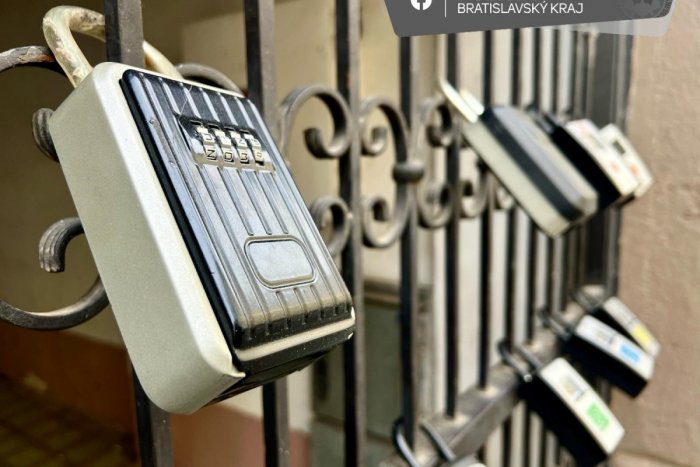 Ilustračný obrázok k článku Prenajímate nehnuteľnosť cez aplikácie? Polícia VARUJE pred zlodejmi, vykrádajú byty