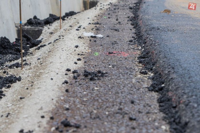 Ilustračný obrázok k článku Rok 2025: Nitrianska župa investuje do ciest a mostov vyše 15 MILIÓNOV