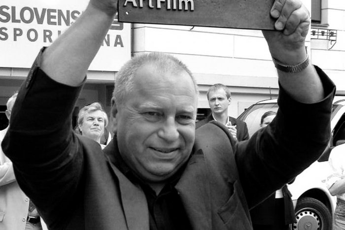 Ilustračný obrázok k článku Filmový svet SMÚTI: Zomrel slávny poľský herec! Slovákov zabával v legendárnej komédii