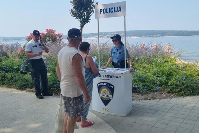 Ilustračný obrázok k článku Čech zaplatil za ubytovanie v Chorvátsku: Na mieste ho čakal ŠOK! Naletel PODVODNÍČKE