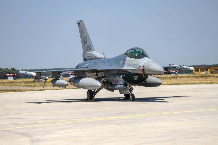 Ilustračný obrázok k článku Na Slovensko už v pondelok priletia prvé dve stíhačky F-16: Bude aj slávnostný ceremoniál