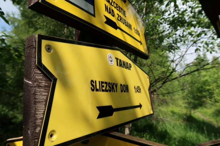 Ilustračný obrázok k článku Vlani tam došlo k zosuvu pôdy: Cestu na Sliezsky dom obnovia, platiť bude uzávierka