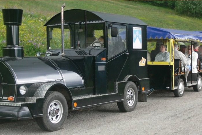 Ilustračný obrázok k článku Čerstvá NOVINKA: V auguste bude v Slovenskom raji jazdiť turistický vláčik