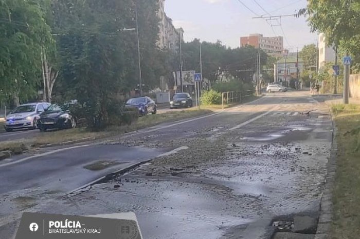 Ilustračný obrázok k článku Vodiči, POZOR! Karadžičova v smere na Krížnu ulicu v Bratislave ostáva UZAVRETÁ