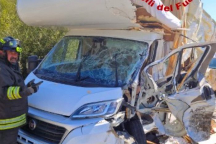 Ilustračný obrázok k článku SVET O SLOVENSKU: Hororová dovolenka slovenskej rodiny s deťmi! Do ich karavanu VPÁLIL nákladiak