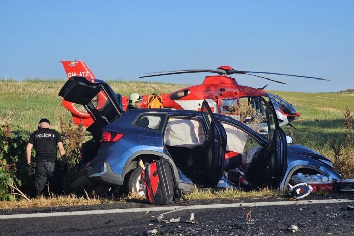 Ilustračný obrázok k článku Vážna NEHODA viacerých áut: Zasahovať musel aj vrtuľník