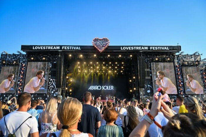 Ilustračný obrázok k článku Blíži sa LOVESTREAM, na ktorý prídu DAVY: Pripravili špeciálne vlaky a parkoviská + PREHĽAD