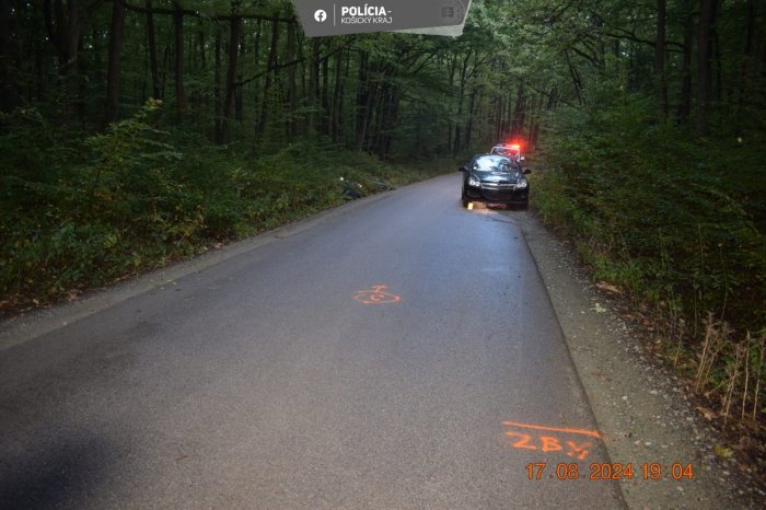 Ilustračný obrázok k článku TRAGICKÁ nehoda na východe Slovenska: Cyklista NEPREŽIL zrážku s autom