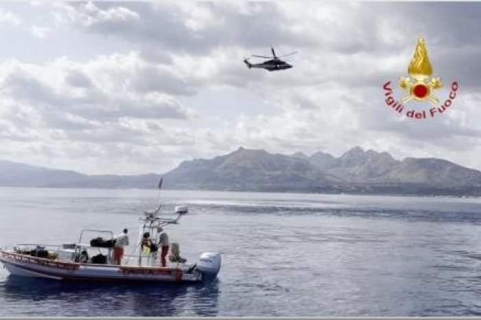 Ilustračný obrázok k článku Luxusnú plachetnicu zasiahla BÚRKA: Jeden mŕtvy a šesť nezvestných!