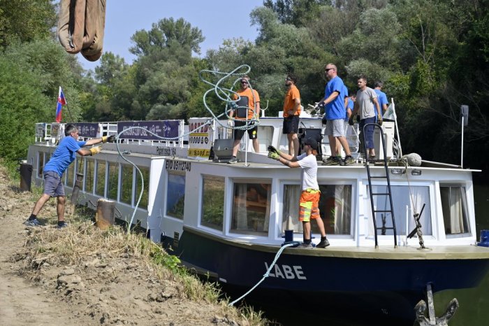 Ilustračný obrázok k článku Operácia Guľový blesk: Výletná loď Labe už mieri na Zemplínsku šíravu!
